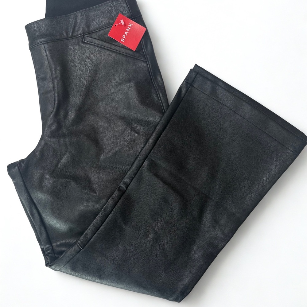 SPANX Black Leather Look Cropped Flare Pants - Large. New with tags.